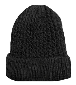 Dacee Black Solid Cable Hat