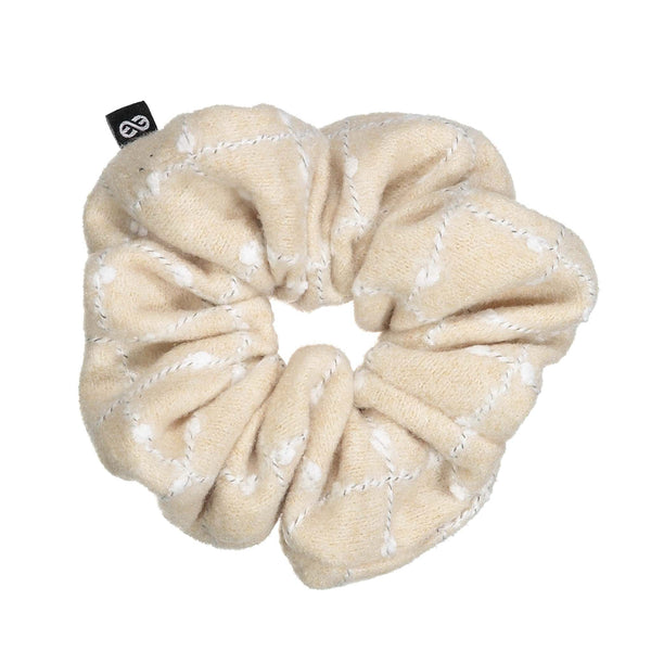 Knot Cream Plaid Scrunchie