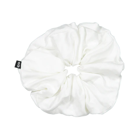 Knot Tidal Tee Scrunchie in White